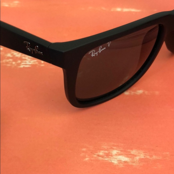 Ray-Ban Justin Polarized Sunglasses - Picture 2 of 4